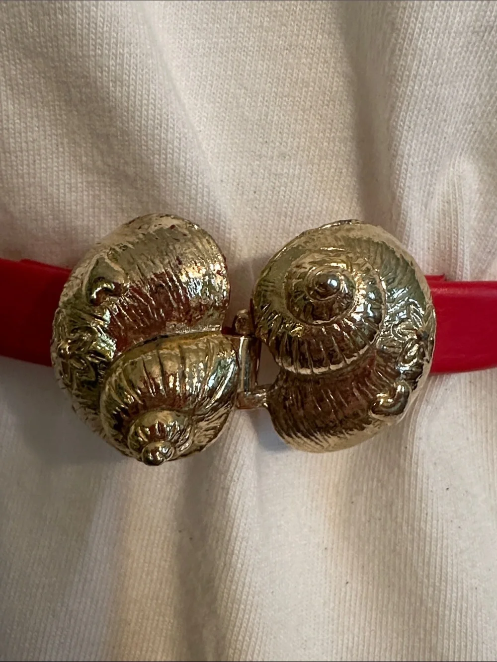 Vintage 80s Thin‎ Red Leather Belt with Gold Shell Buckle
